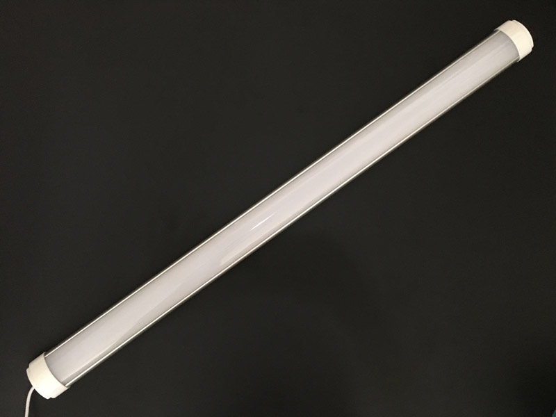 0.6m 20W IP65 LED Tri-proof Light